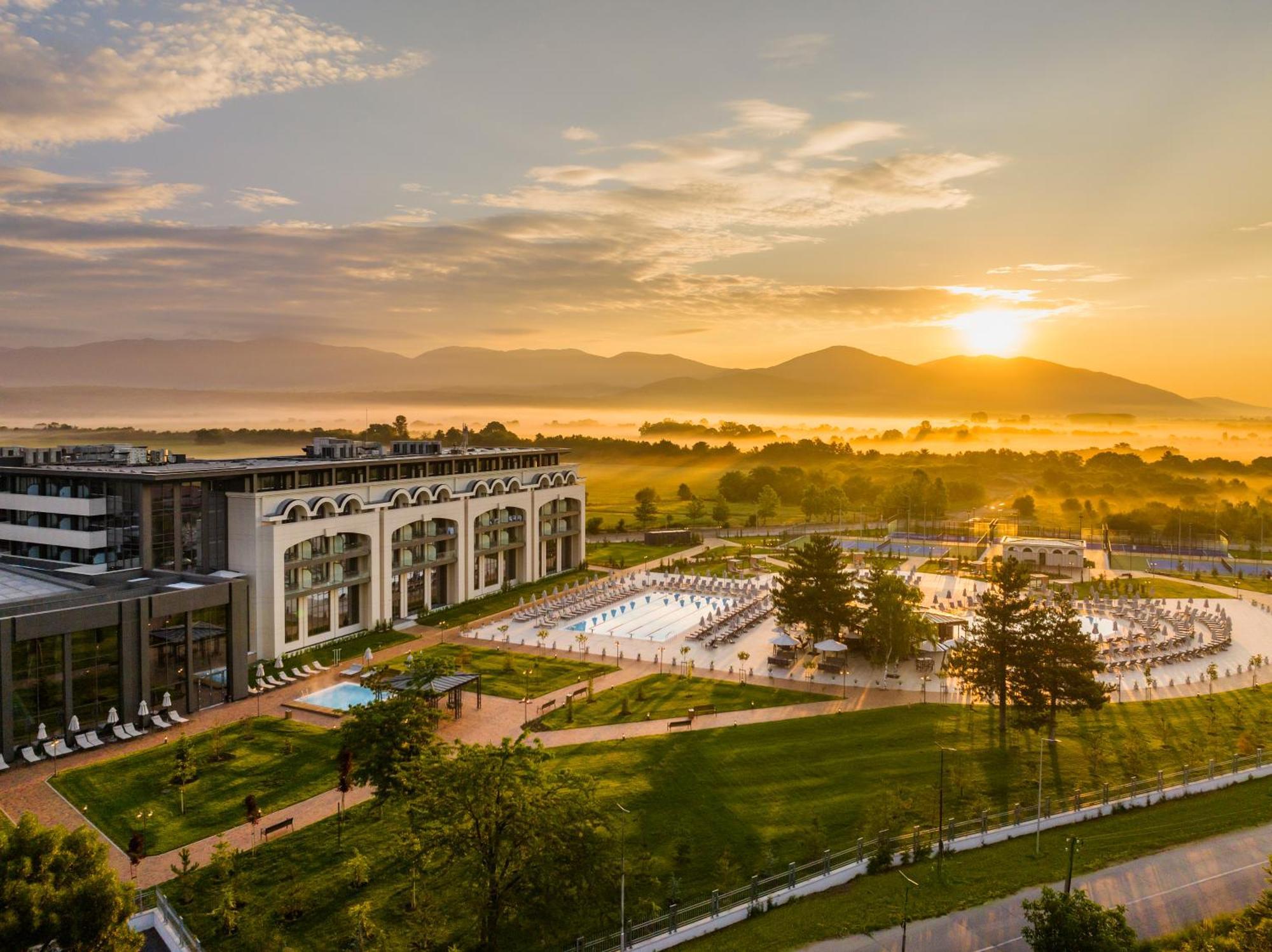 Kings' Valley Medical & Spa Hotel Kazanlak Kültér fotó